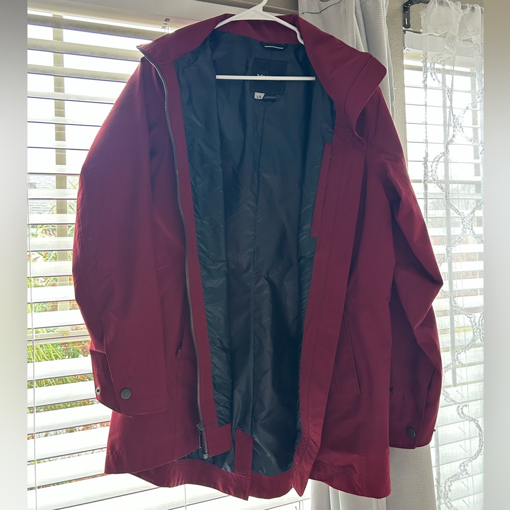 New w/o tags beautiful coat!